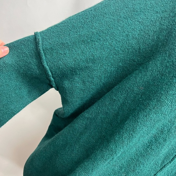 NY & CO Green Boxy Drop Shoulder Sweater 2X - Picture 3 of 8